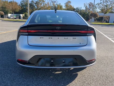 New 2026 Toyota Prius XLE image 5