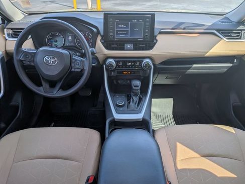 Used 2021 Toyota RAV4 XLE w/ Convenience Package AWD/4WD image 16