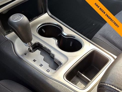 Used 2012 Jeep Grand Cherokee Laredo w/ Laredo E Group image 14