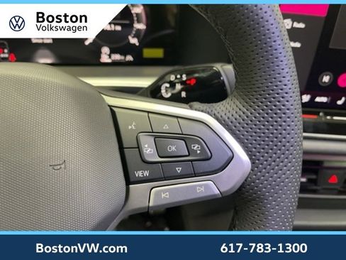 New 2026 Volkswagen Tiguan SE R-Line image 16