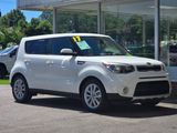 Used 2017 Kia Soul + image 6