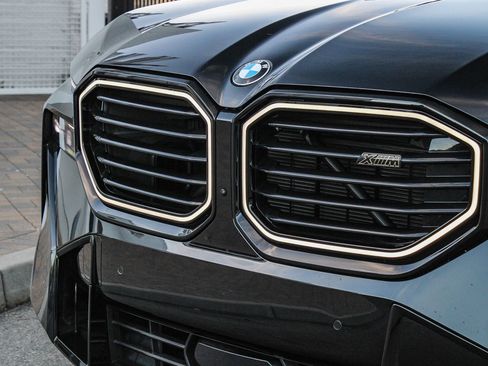 Used 2024 BMW XM image 6