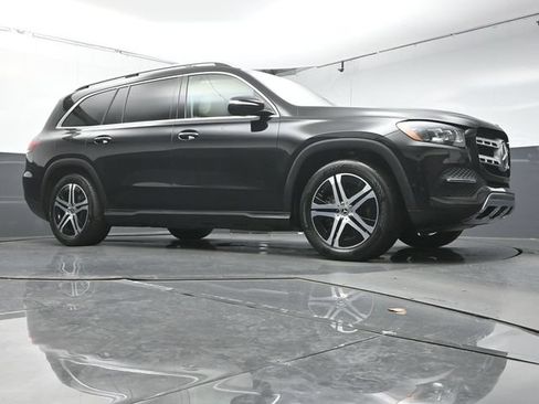Used 2021 Mercedes-Benz GLS 450 4MATIC image 41
