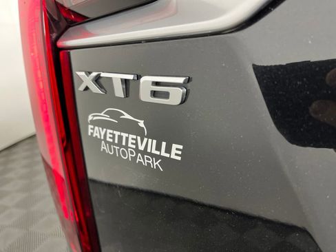 Used 2020 Cadillac XT6 Premium Luxury AWD/4WD image 3