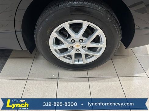 Used 2024 Chevrolet Equinox LT AWD/4WD image 27