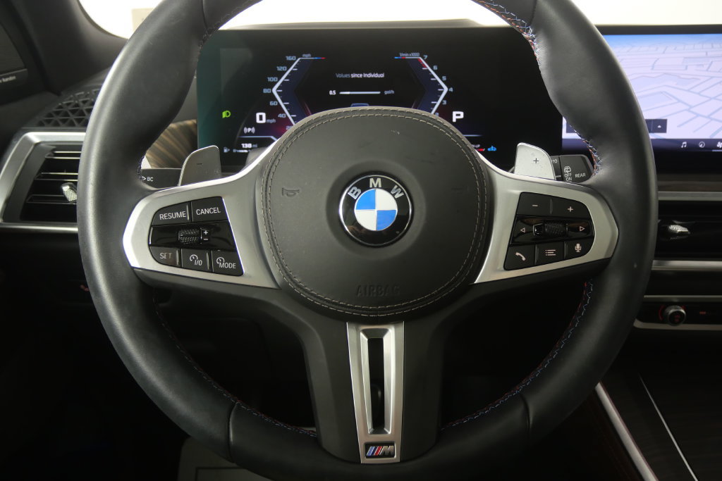 Certified 2026 BMW X5 M60i w/ Parking Assistance Package AWD/4WD image 20