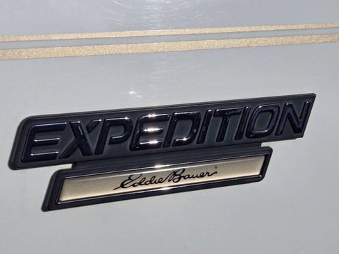 Used 1997 Ford Expedition XLT image 1