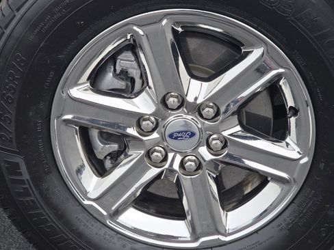 Used 2025 Ford F150 XLT w/ Equipment Group 302A MID AWD/4WD image 10