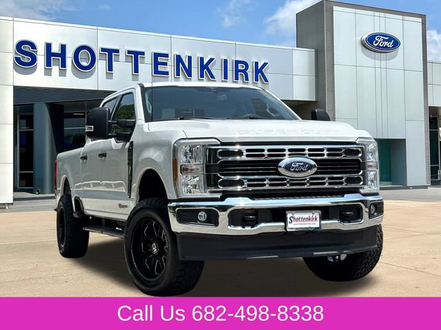 Used 2023 Ford F250 XLT w/ FX4 Off-Road Package AWD/4WD image 1