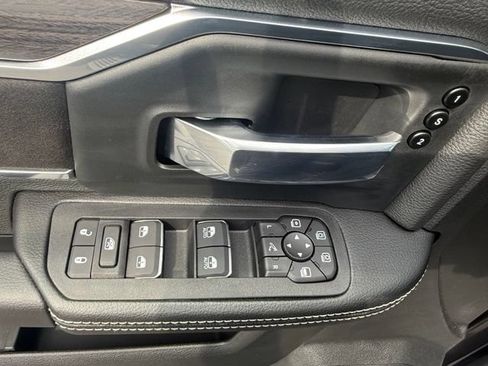 New 2026 RAM 3500 Laramie AWD/4WD image 23
