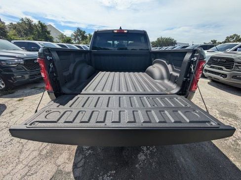 New 2026 RAM 1500 Laramie AWD/4WD image 11