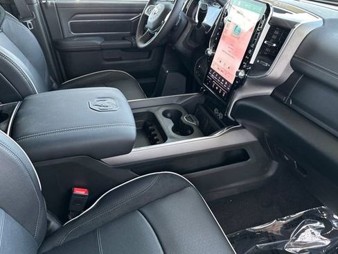 New 2026 RAM 2500 Laramie AWD/4WD image 16