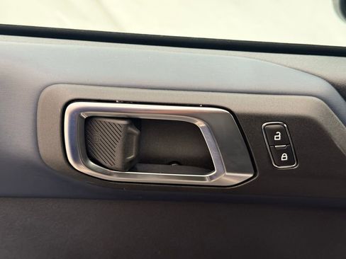 Used 2024 Ford Bronco Outer Banks image 30