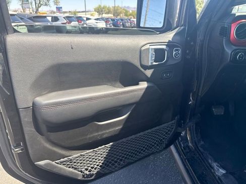 Used 2022 Jeep Gladiator Rubicon w/ Trailer Tow Package AWD/4WD image 22