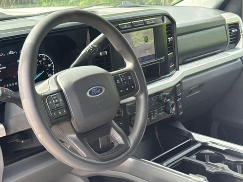 Used 2024 Ford F250 XLT w/ FX4 Off-Road Package AWD/4WD image 17