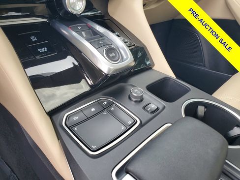 Certified 2024 Acura MDX w/ Technology Package FWD image 35