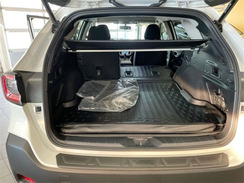 Certified 2025 Subaru Outback Premium image 25