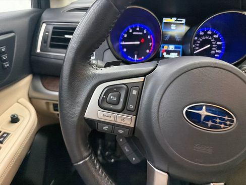 Used 2016 Subaru Outback 2.5i Limited AWD/4WD image 28