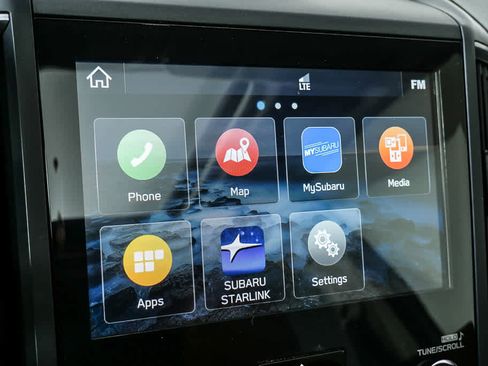 Used 2024 Subaru Forester Touring w/ Convenience Package image 12