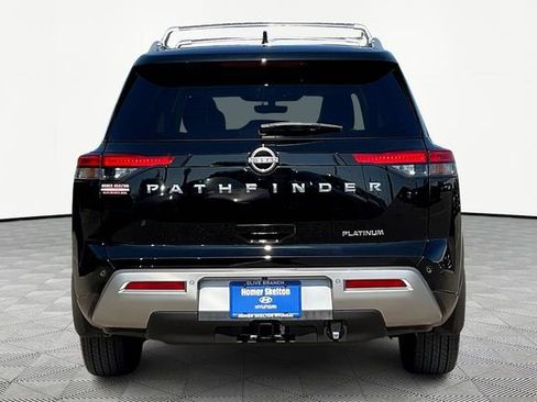 Used 2024 Nissan Pathfinder Platinum w/ Cargo Package image 4