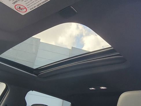 Used 2022 Chevrolet Silverado 3500 High Country image 28