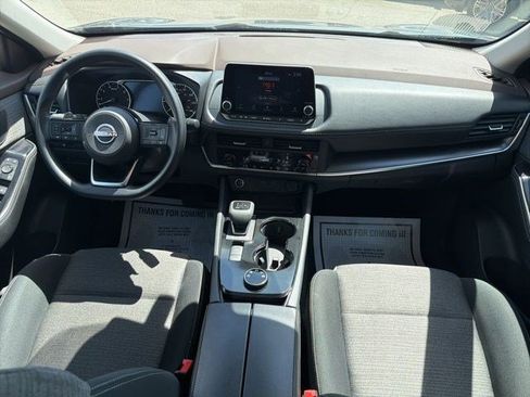 Used 2023 Nissan Rogue SV image 23