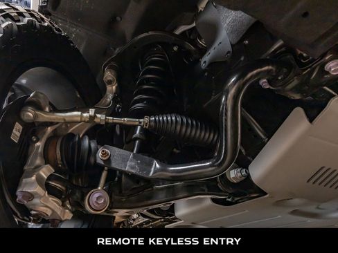 Used 2025 Toyota Sequoia Platinum image 13