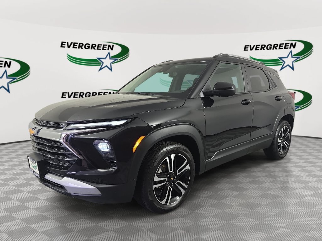 Used 2024 Chevrolet TrailBlazer LT w/ LT Cold Weather Package FWD image 1
