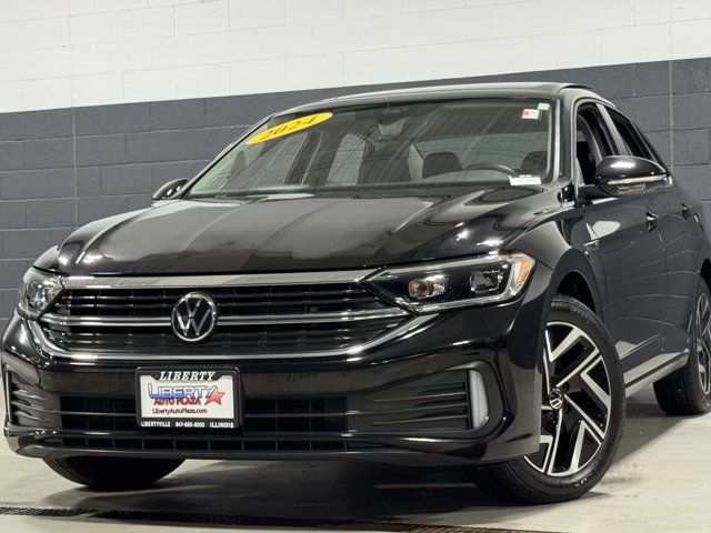 Used 2024 Volkswagen Jetta SEL FWD image 39