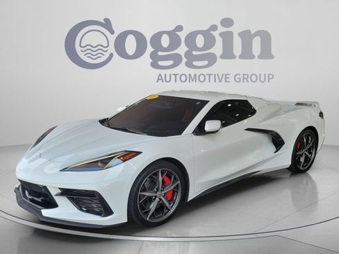 Used 2021 Chevrolet Corvette Stingray Premium Conv w/ Z51 Performance Package RWD image 1