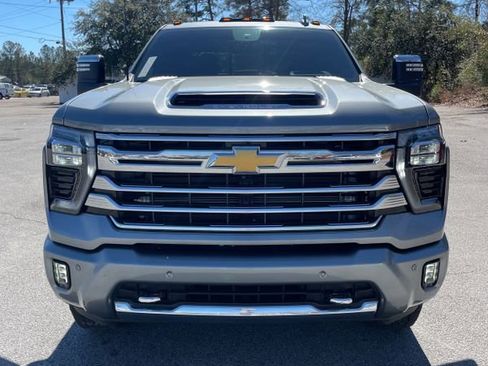 Used 2025 Chevrolet Silverado 2500 High Country w/ Technology Package image 14