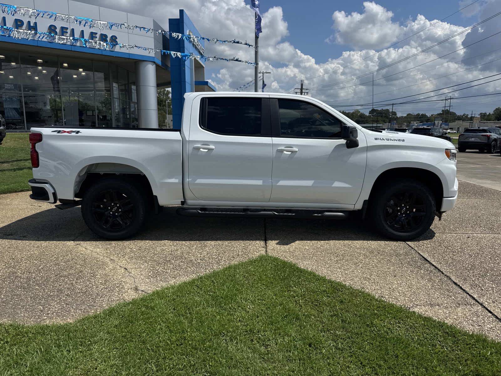 New 2026 Chevrolet Silverado 1500 RST w/ RST Select Package AWD/4WD image 6
