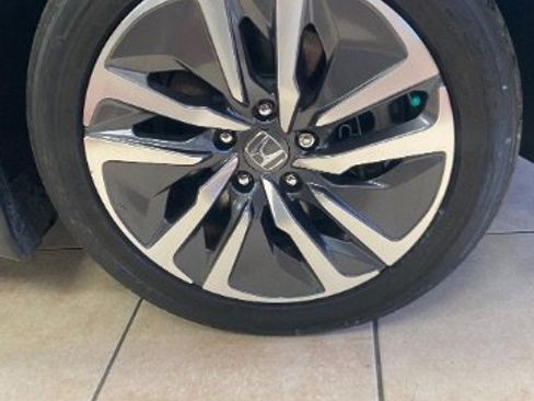 Used 2020 Honda Accord Touring image 33
