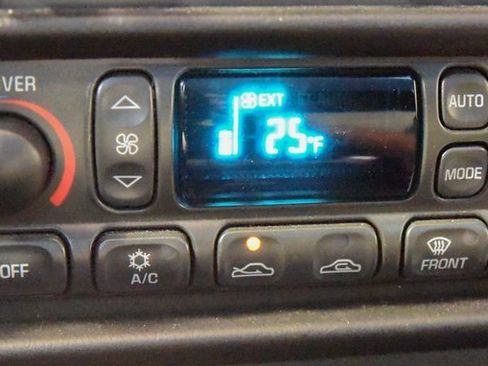 Used 2004 Chevrolet Corvette Coupe w/ Roof Package image 19