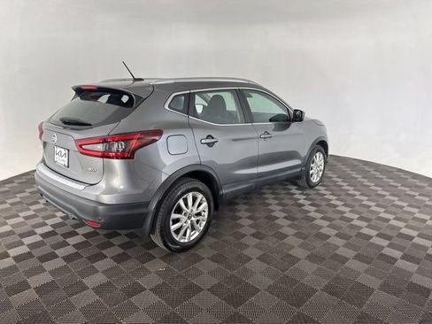 Used 2021 Nissan Rogue Sport SV FWD image 5