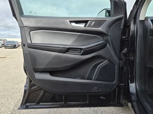 Used 2022 Ford Edge SEL AWD/4WD image 14