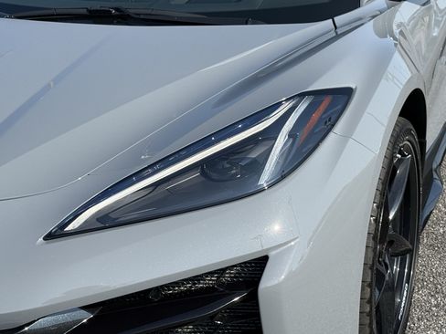 Used 2025 Chevrolet Corvette E-Ray AWD/4WD image 6