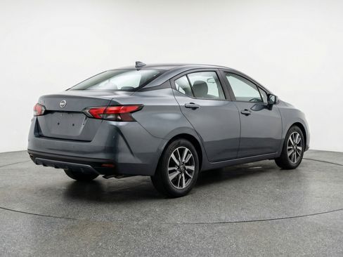 Used 2025 Nissan Versa SV image 9