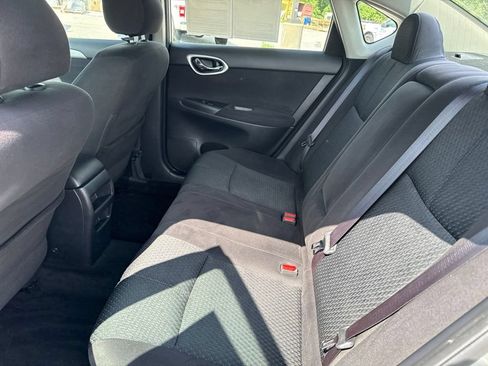Used 2013 Nissan Sentra SR FWD image 13
