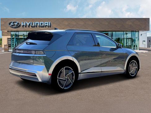 New 2026 Hyundai Ioniq 5 Limited image 8