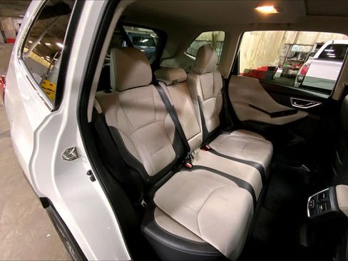 Used 2019 Subaru Forester Limited image 19