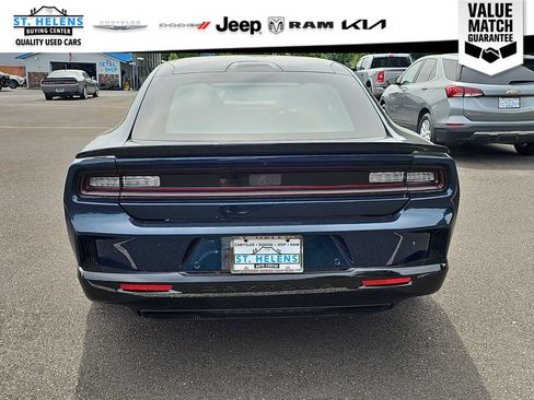 Used 2024 Dodge Charger Daytona Scat Pack w/ Plus Group AWD/4WD image 5