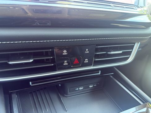 New 2026 Volkswagen Atlas SE FWD image 20