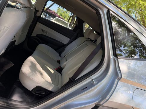 Used 2025 Hyundai Tucson SEL AWD/4WD image 23