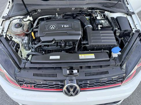 Used 2020 Volkswagen GTI SE FWD image 39