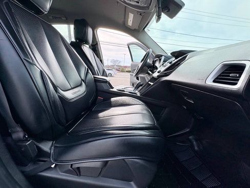 Used 2017 Chevrolet Equinox LS AWD/4WD image 35
