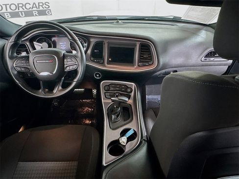 Used 2022 Dodge Challenger R/T image 26