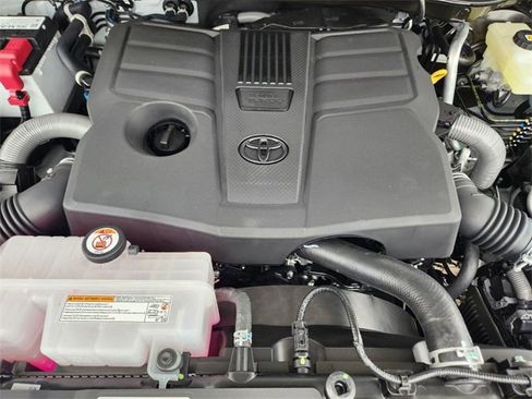 New 2025 Toyota Tundra SR5 image 19