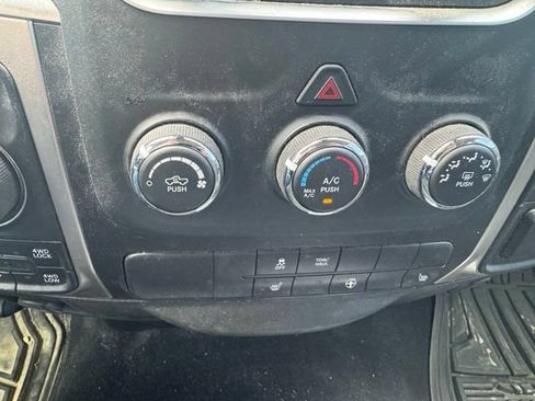 Used 2018 RAM 1500 Classic SLT w/ Luxury Group AWD/4WD image 21