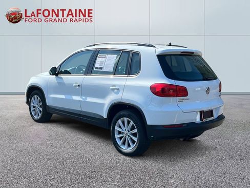 Used 2018 Volkswagen Tiguan Limited w/ Premium Package AWD/4WD image 5